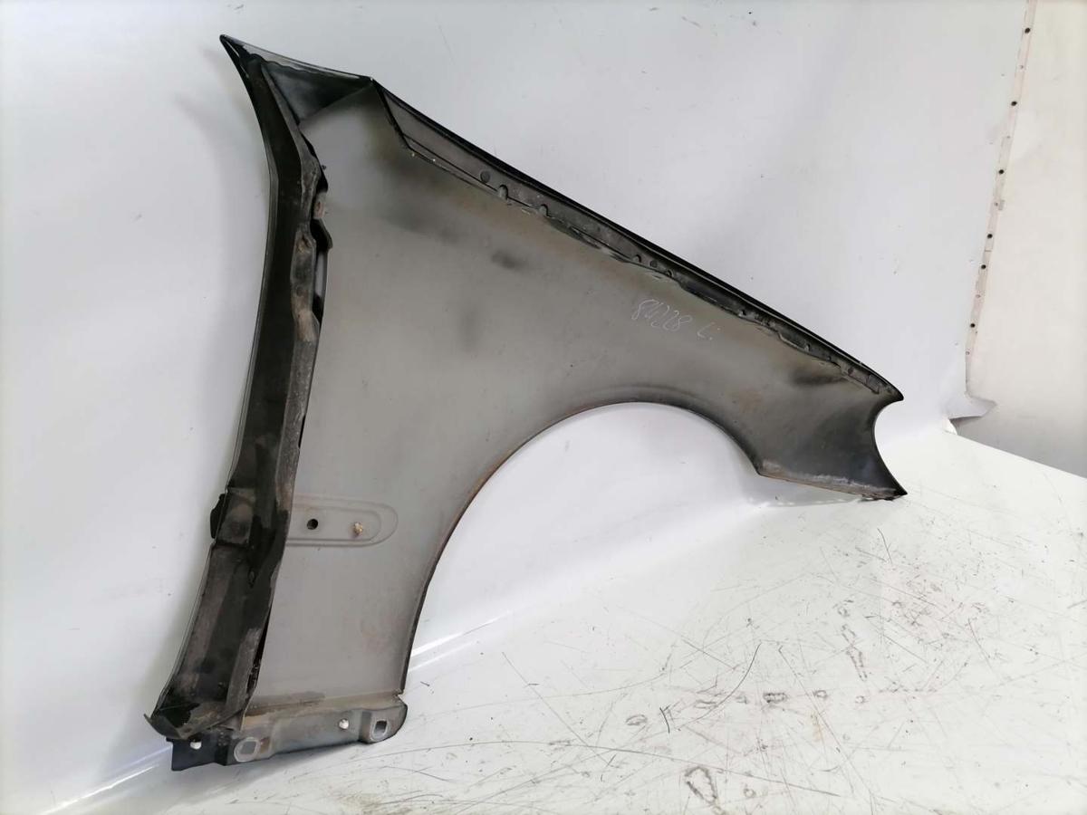 Mercedes C Klasse W203 original Kotfl&uuml;gel vorn links 197 Obsidianschwarz Bj.2002